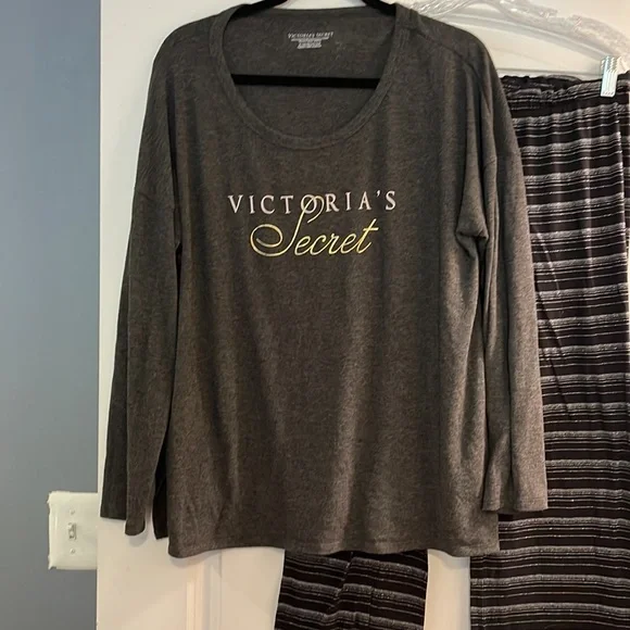 Victoria secrets XLPJ top and large bottom set gray and white - Picture 2 of 5